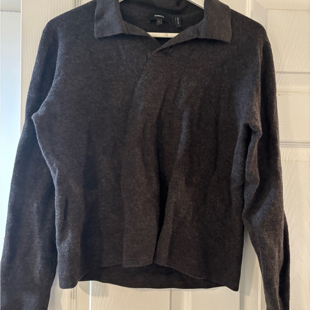 Theory Men's Charcoal Sweater size L good condition